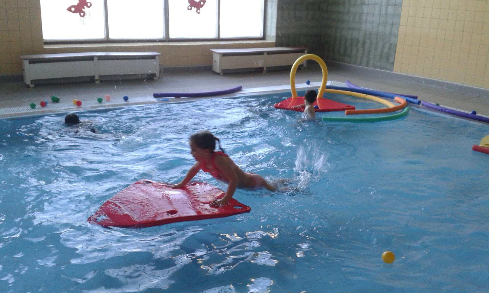 rajce.idnes deti bazenu'